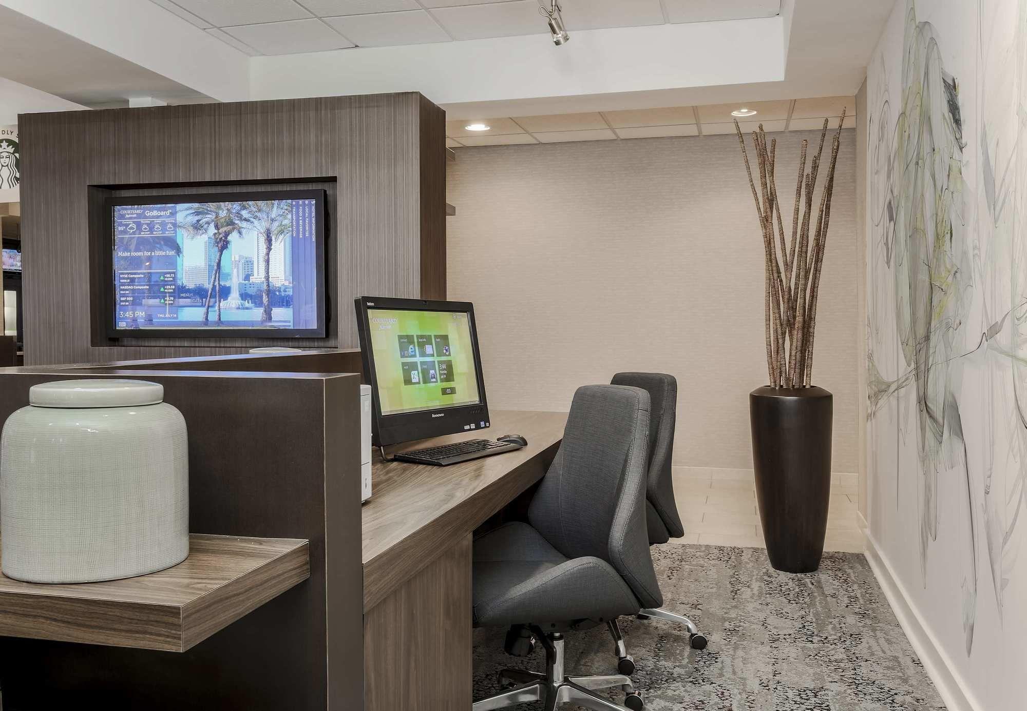 Courtyard By Marriott Orlando Lake Mary North Heathrow Esterno foto