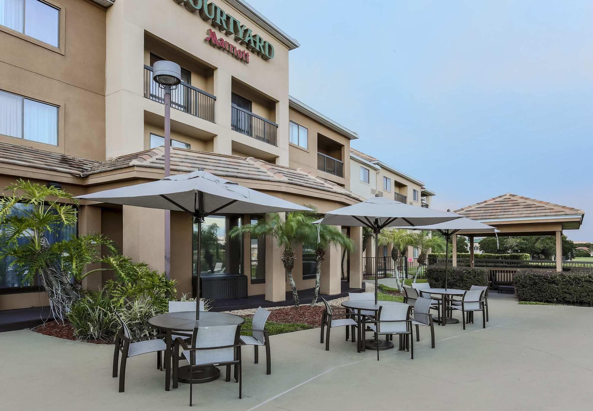 Courtyard By Marriott Orlando Lake Mary North Heathrow Esterno foto