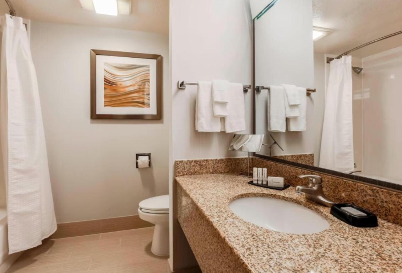 Courtyard By Marriott Orlando Lake Mary North Heathrow Esterno foto