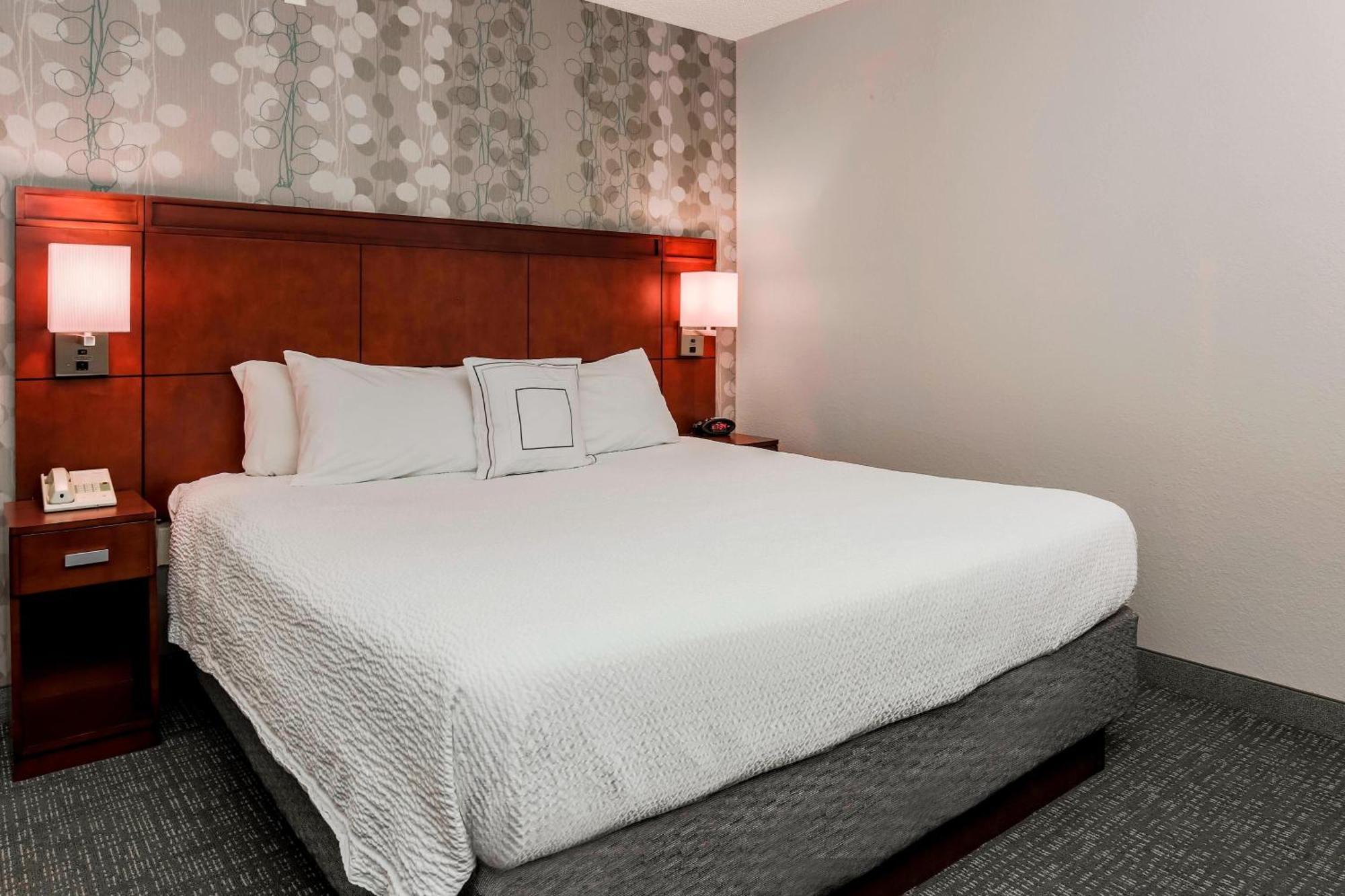 Courtyard By Marriott Orlando Lake Mary North Heathrow Esterno foto
