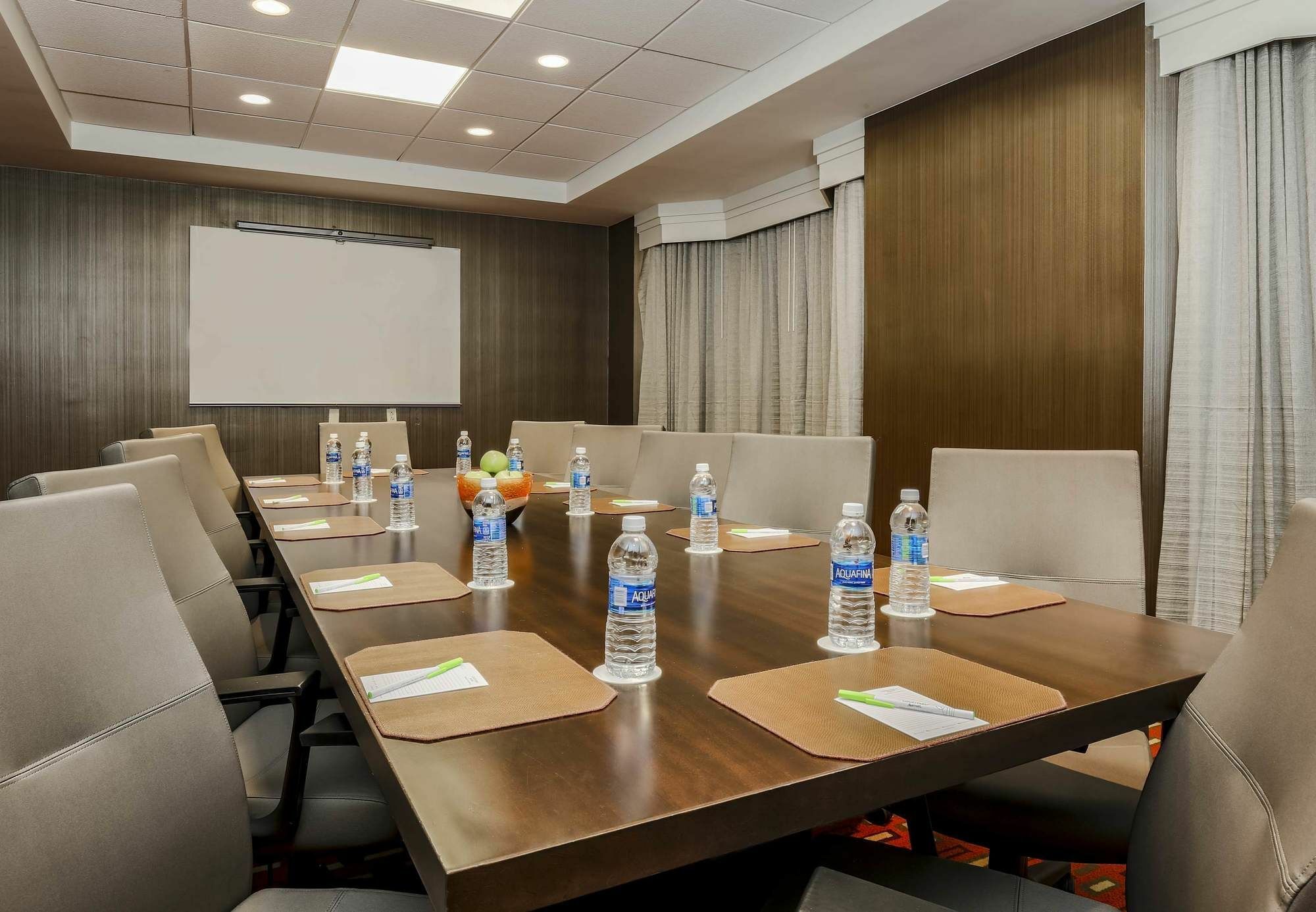 Courtyard By Marriott Orlando Lake Mary North Heathrow Esterno foto